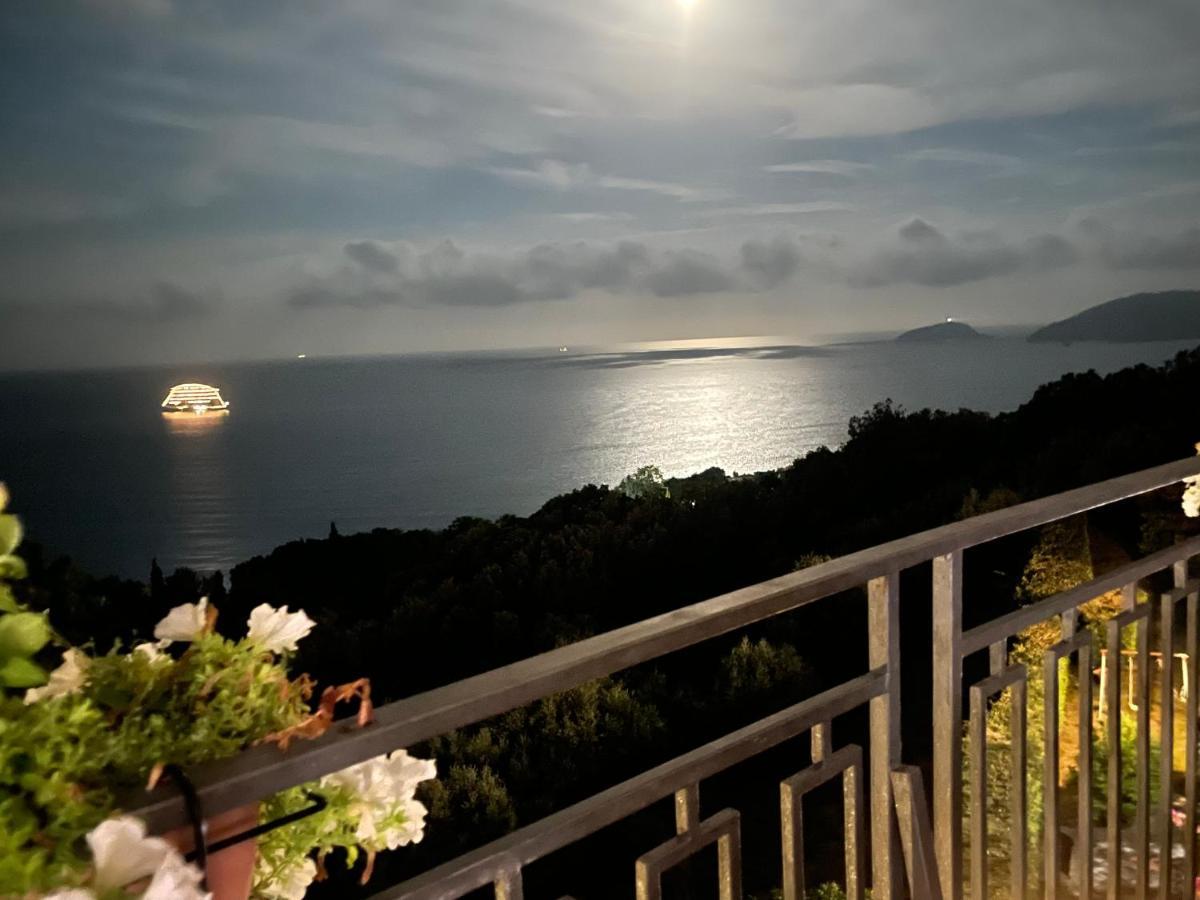 Ferienwohnung Un Sogno Nel Golfo Dei Poeti New Lerici Exterior foto